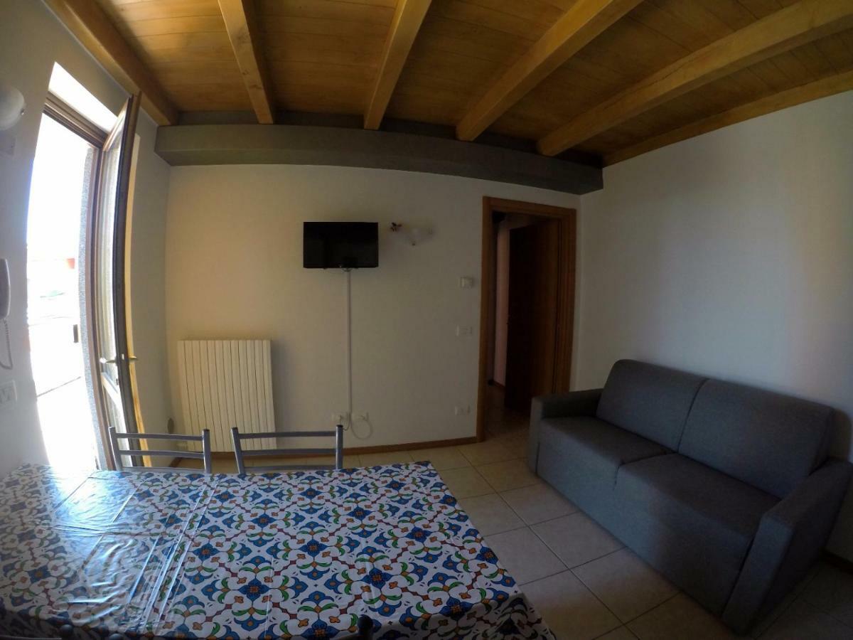 Veronica'S House Apartment Valeggio sul Mincio Exterior photo